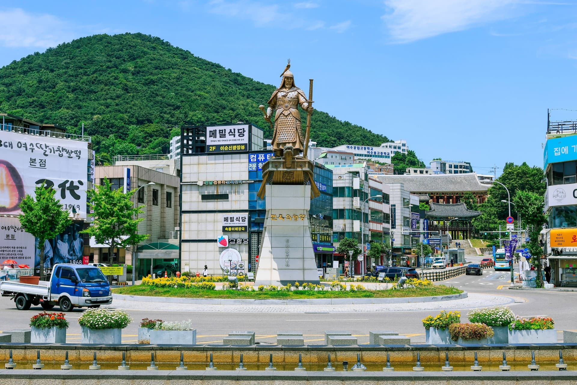 여수시 이순신광장 관광지 풍경