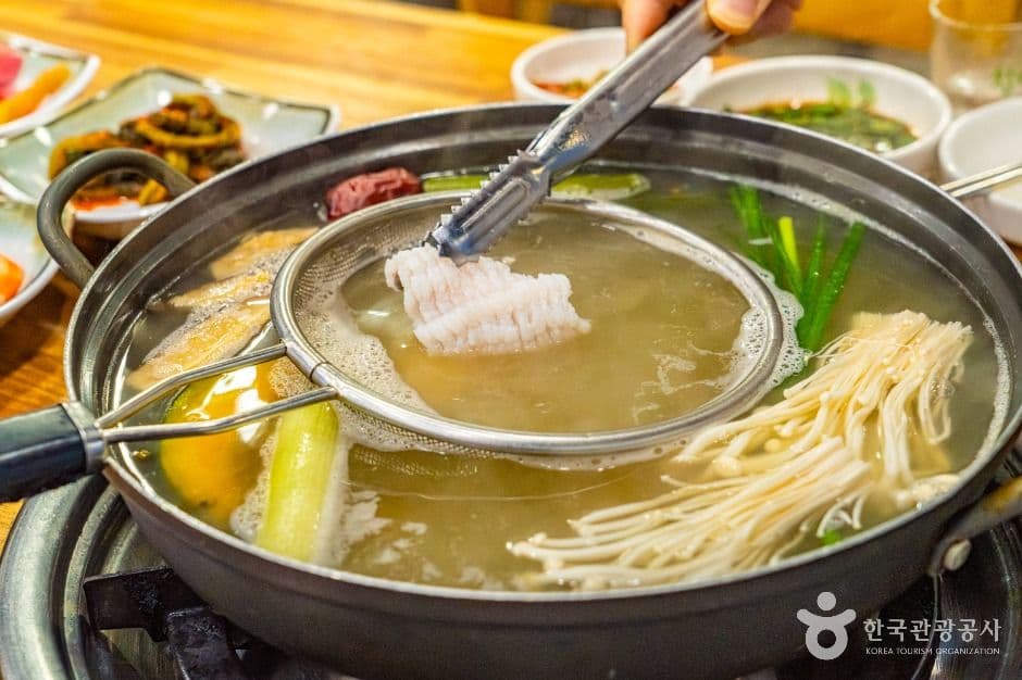 갯장어회·샤부샤부 실제 사진