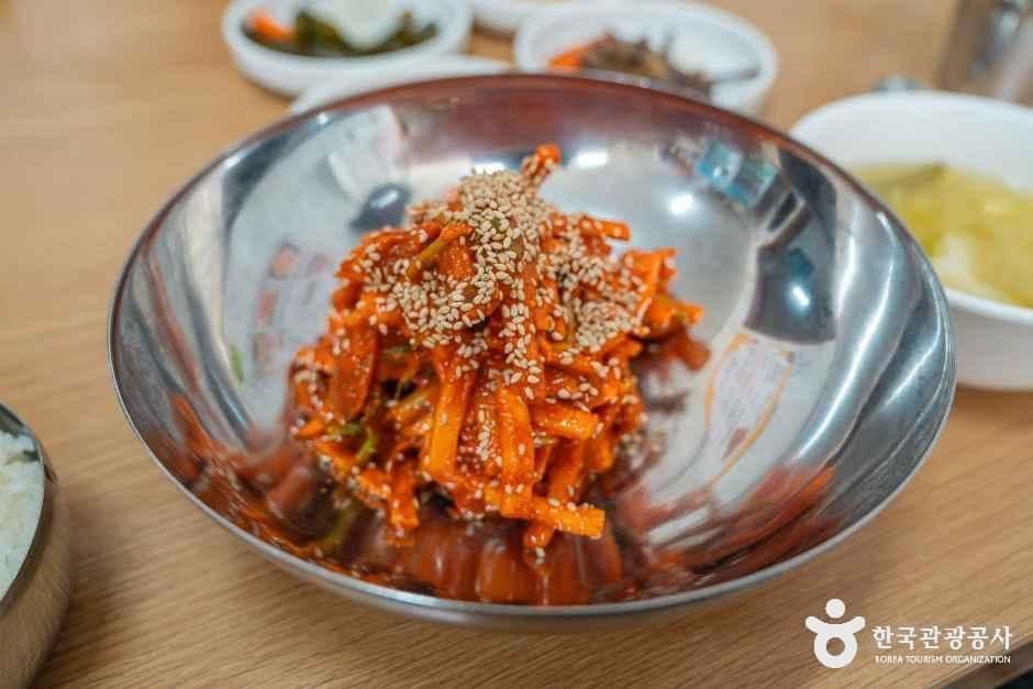 간재미무침 실제 사진
