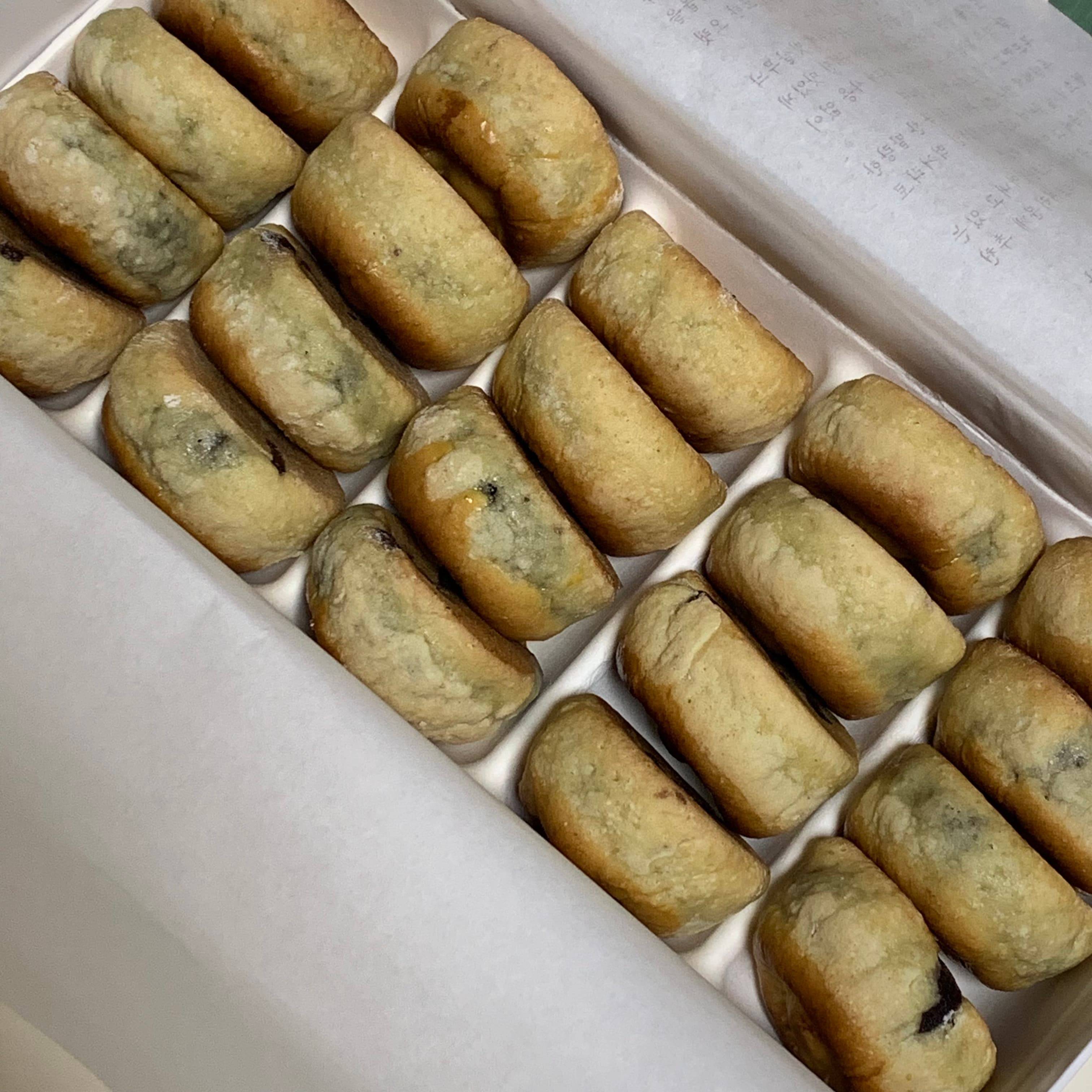 황남빵 완성 음식 또는 해당 식품 제품 실제 사진
