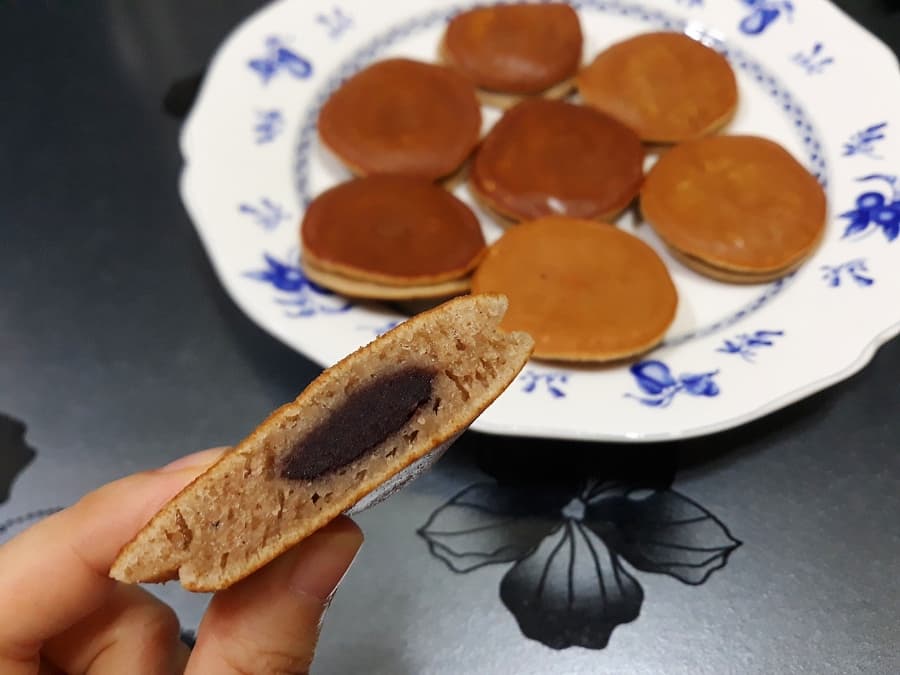 찰보리빵 완성 음식 또는 해당 식품 제품 실제 사진