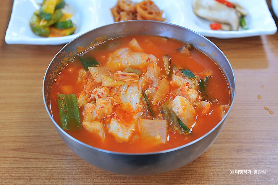 곰치국 실제 사진