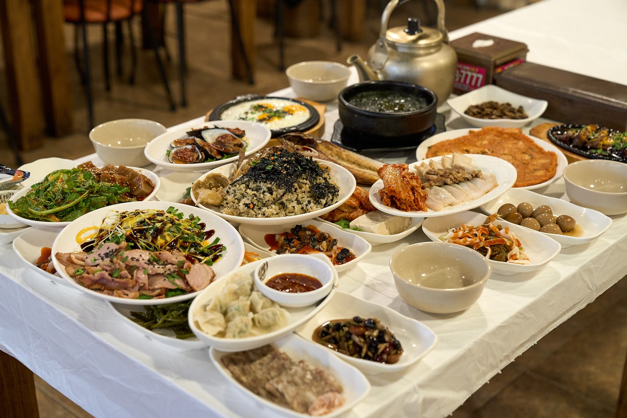 전주 막걸리 완성 음식 또는 해당 식품 제품 실제 사진